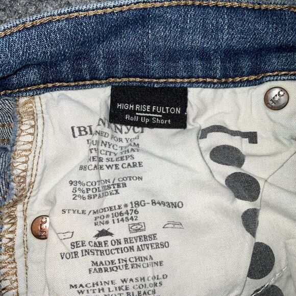 BlankNYC Shorts Womens Size 27 Blue Denim High Rise Fulton Roll Up distressed - Picture 8 of 10